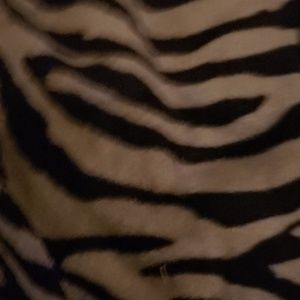 Meet your Posher, Val